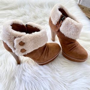 ~UGG~ suede and fur brown heeled booties